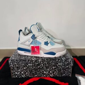 Nike air jordan retro 4 "military blue"
