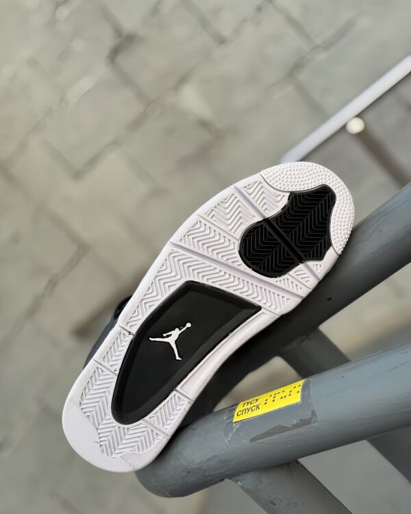 Nike air jordan retro 4 "fear" 2024 - Imagen 5