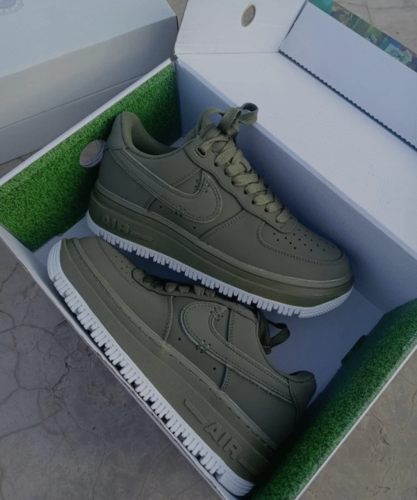 Nike air force 1 luxe "olive green"