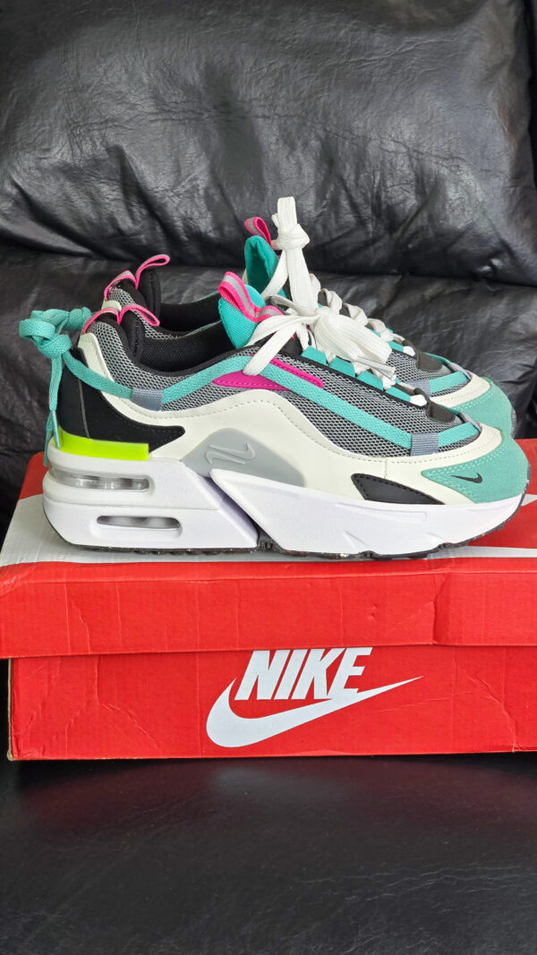 Nike air max furyosa