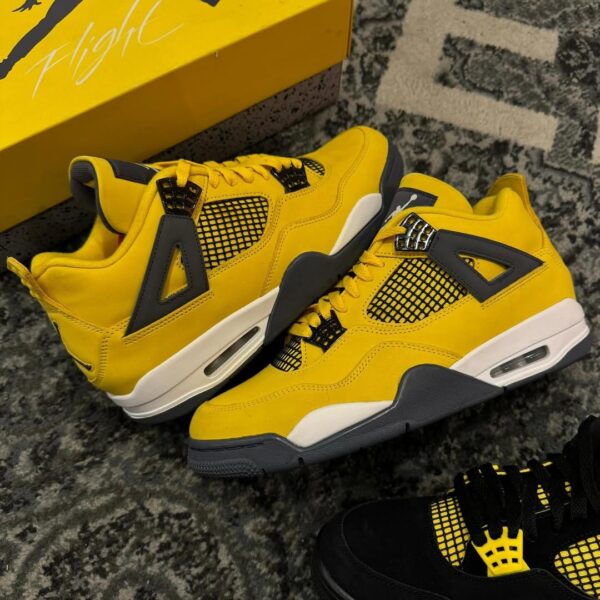 Nike air jordan retro 4 "lighting"