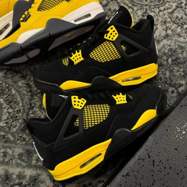 Nike air jordan retro 4 "thunder"