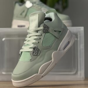 Nike air jordan retro 4 "abundance"