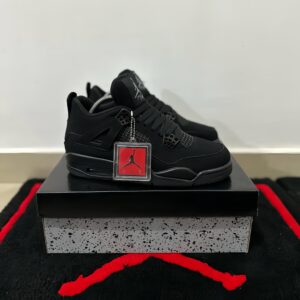 Nike air jordan retro 4 "black cat"