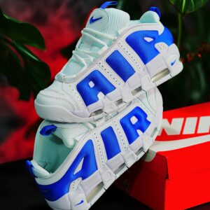 Nike air more uptempo low