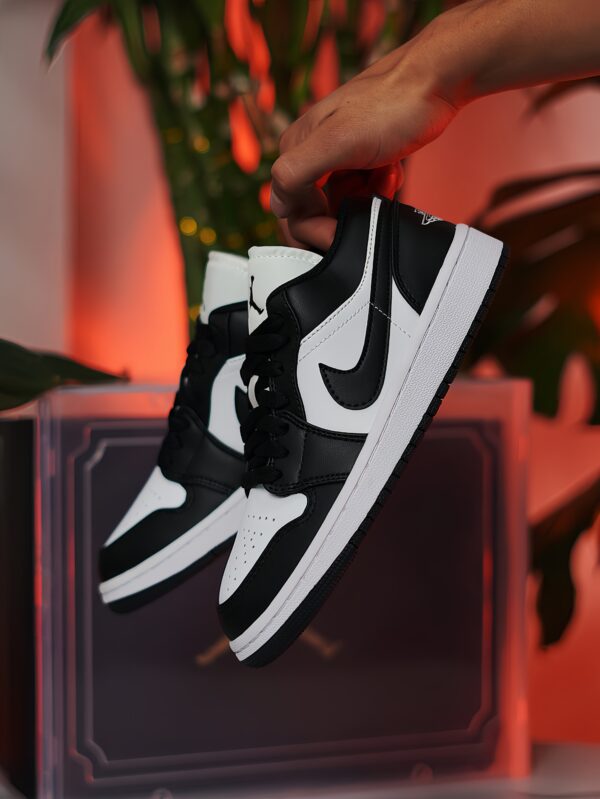 Nike air jordan retro 1 low "panda" - Imagen 6