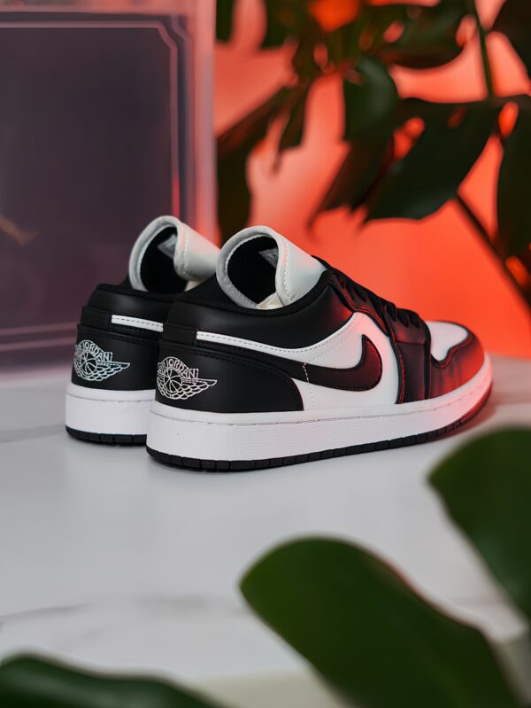 Nike air jordan retro 1 low "panda" - Imagen 5