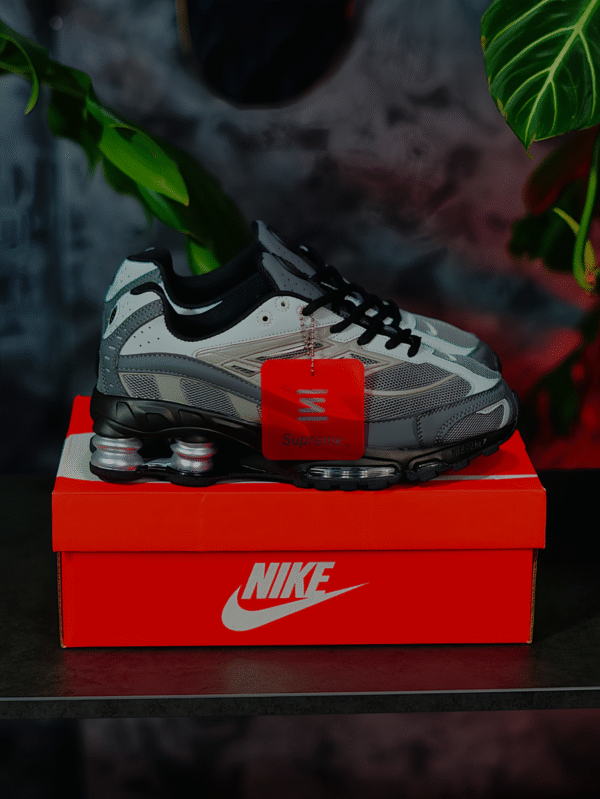 Nike shox ride x supreme - Imagen 4