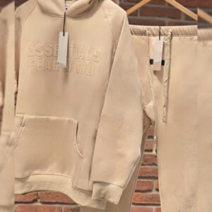 Esselentials "fear of god"