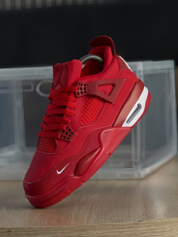 Nike air jordan retro 4 x Nigel Sylvester "brick by brick"