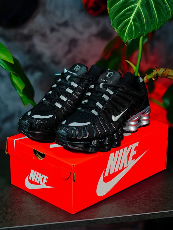 Nike shox tl