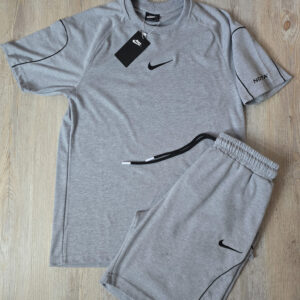 Conjunto Nike x Nocta