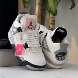 Nike air jordan retro 4 "white cement"