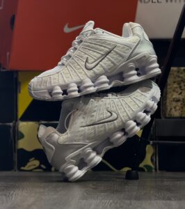 Nike shox tl