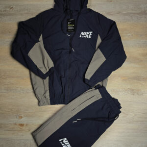 Conjunto Nike rompeviento