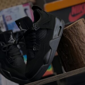 Nike air jordan retro 4 "black cat"