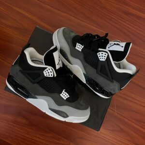 Nike air jordan retro 4 "fear"