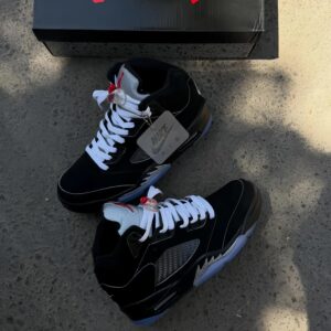 Nike air jordan retro 5 "metallic black"
