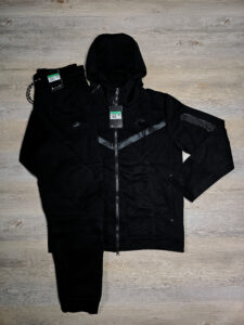 Nike tech fleece
