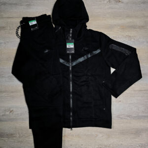 Nike tech fleece