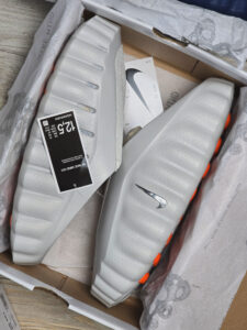 Nike mind 001