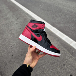 Nike air jordan retro 1 high og "patent bred"
