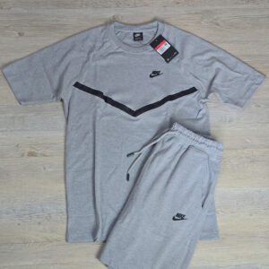 Conjunto corto Nike tech fleece